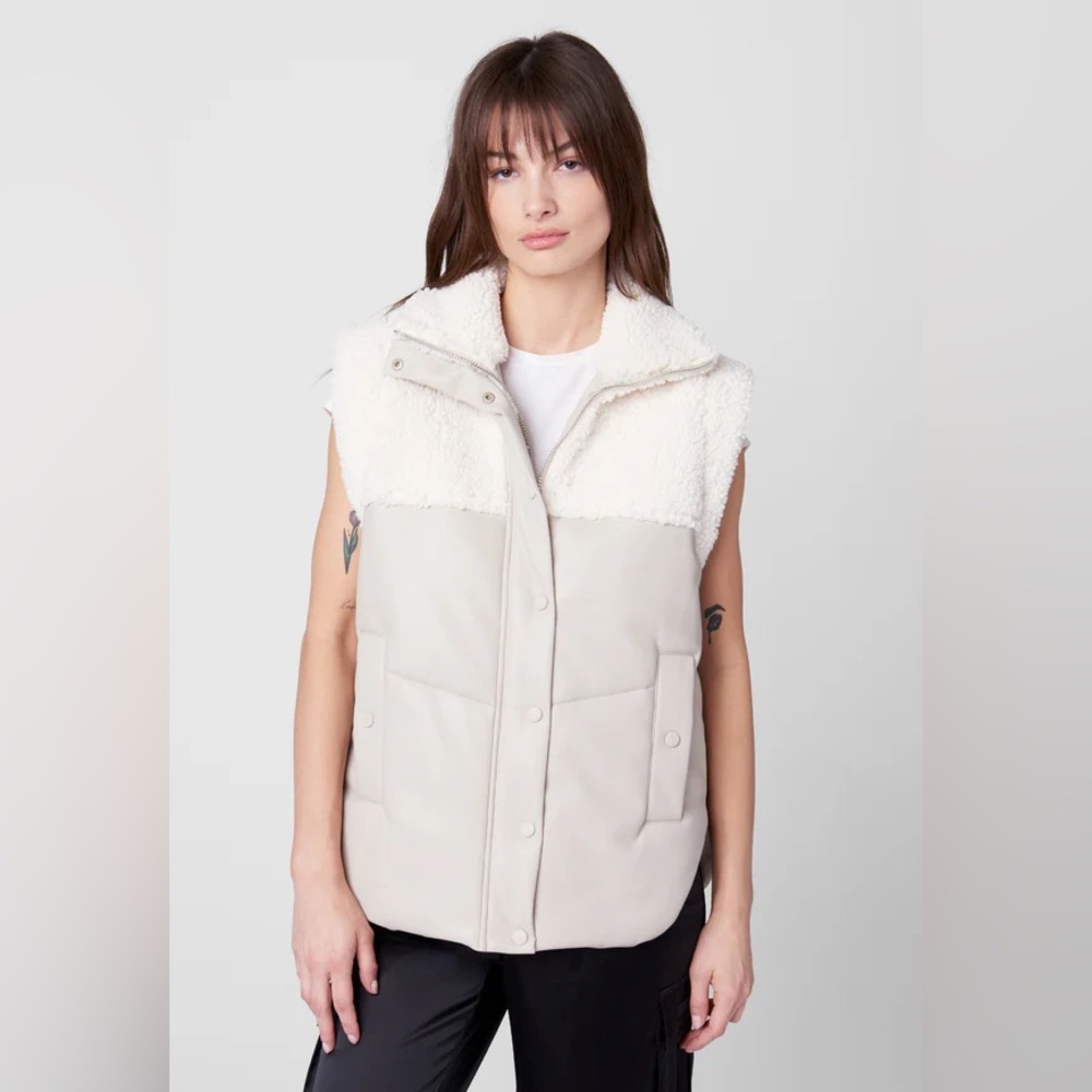 BLANK NYC Vest Sherpa Coat Vegan Leather Jacket Size S NWT Retail $128 - Picture 6 of 6